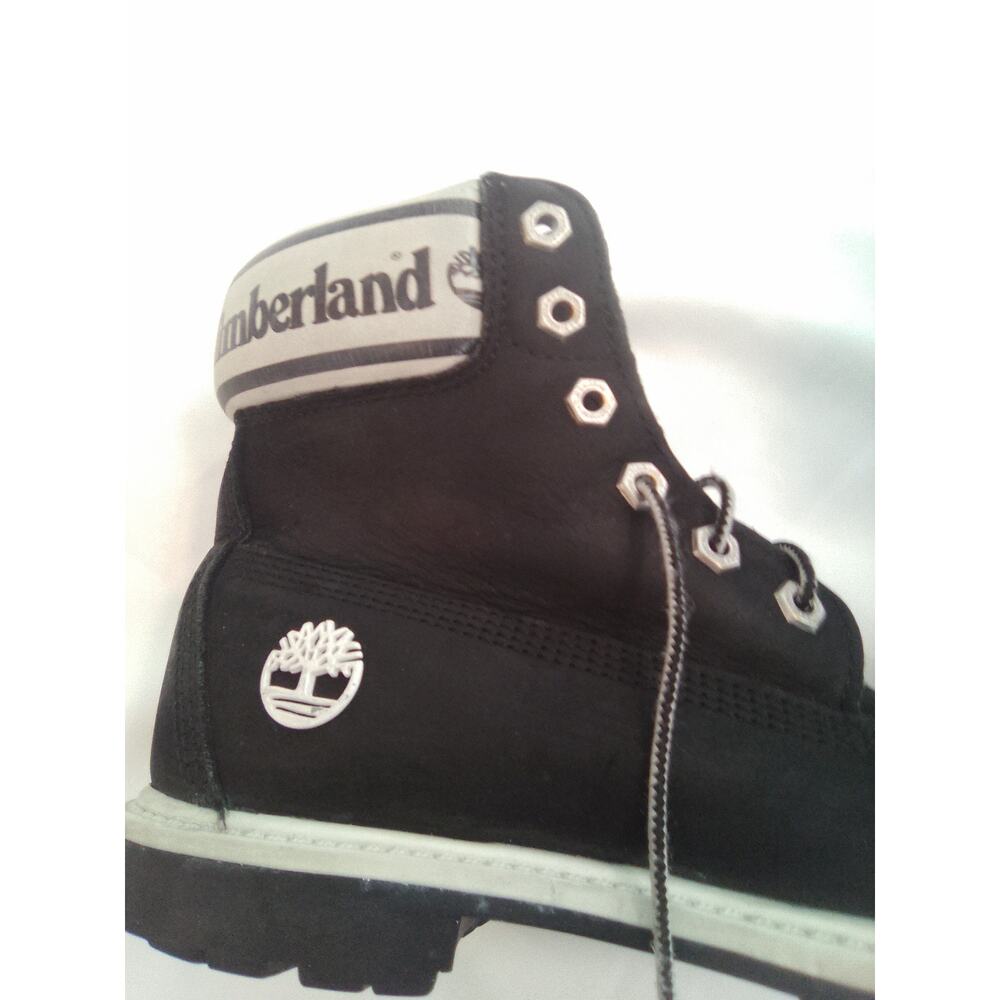 Women's Timberland Black Winter / Work Boots – Classic Padded Collar Style - Picture 9 of 13